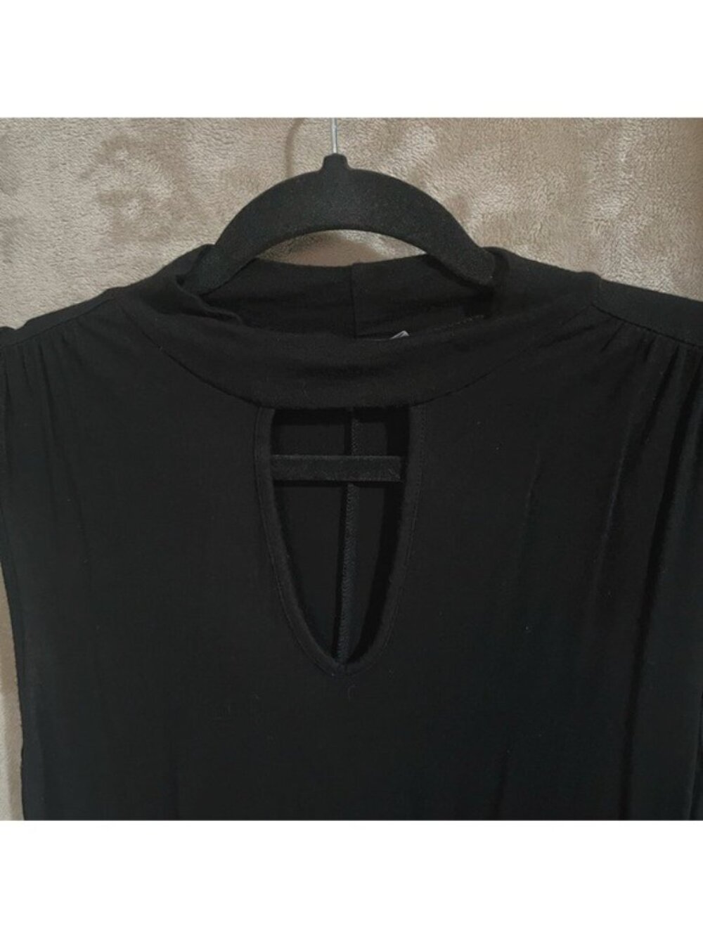 Jennifer Lopez Black Sleeveless Keyhole Neckline Choker Cut Top Tunic Collar (M) - Picture 8 of 16